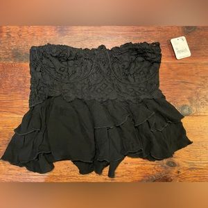 Intimately Free People Top M